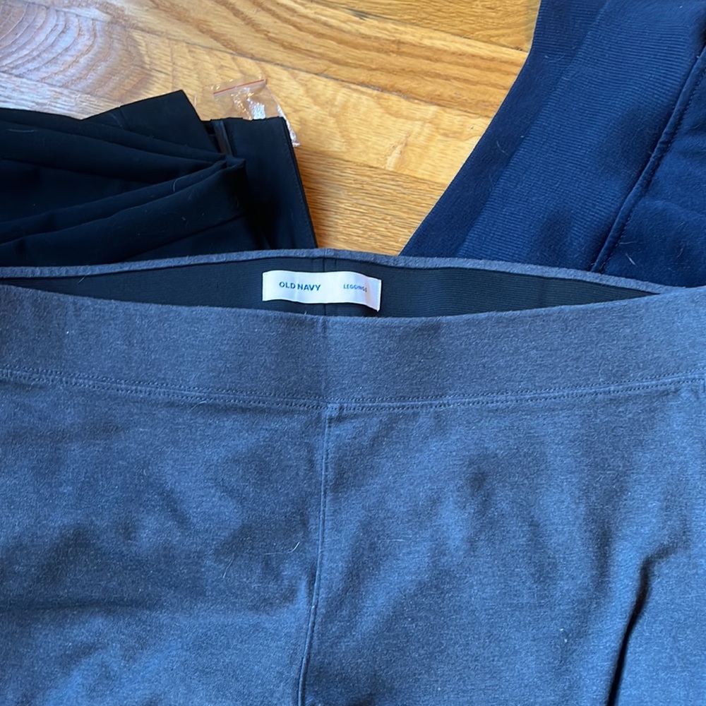 Old navy leggings - Picture 4 of 5